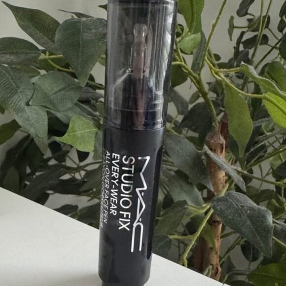 MAC Studio Fix Every-wear All over face pen - NW15 shade - NEW - Picture 2 of 5